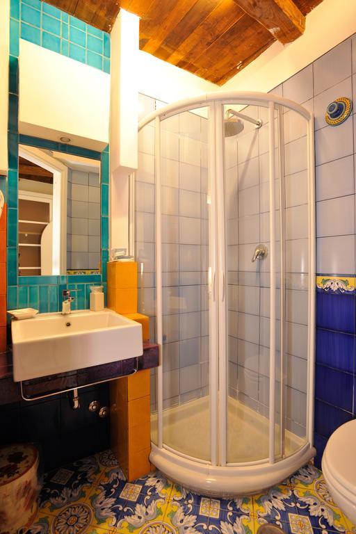 Albergo Del Centro Storico Салерно Екстериор снимка