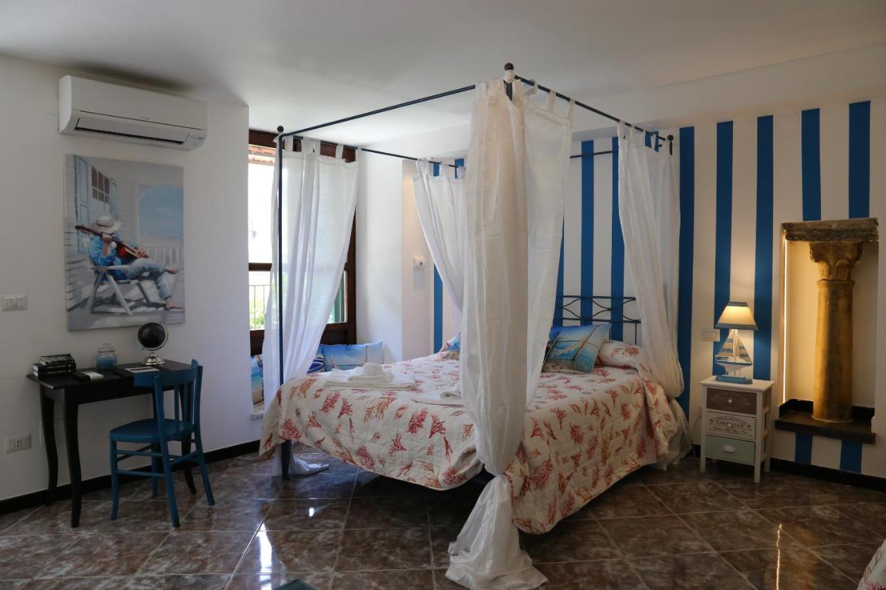 Albergo Del Centro Storico Салерно Екстериор снимка