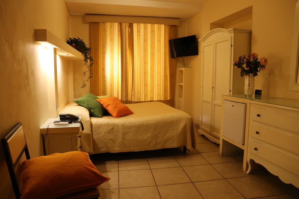 Albergo Del Centro Storico Салерно Екстериор снимка