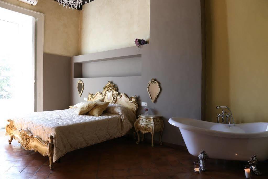 Albergo Del Centro Storico Салерно Екстериор снимка